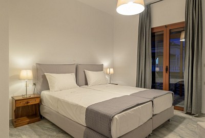 δίχωρο διαμέρισμα με μπαλκόνι ενοικιαζόμενα δωμάτια Kiki καλαμάκι ζάκυνθος